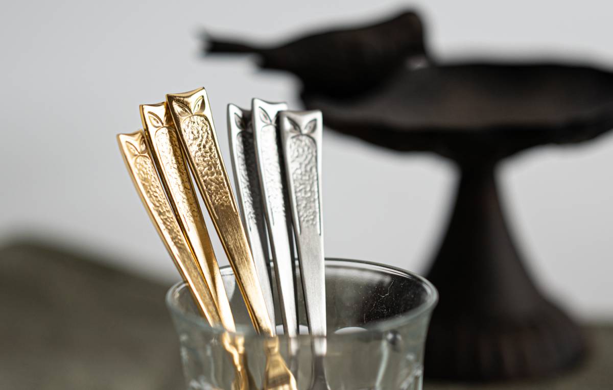 Tsubame Sanjo Silver Cutlery × Mino Ware Ground Plate Set