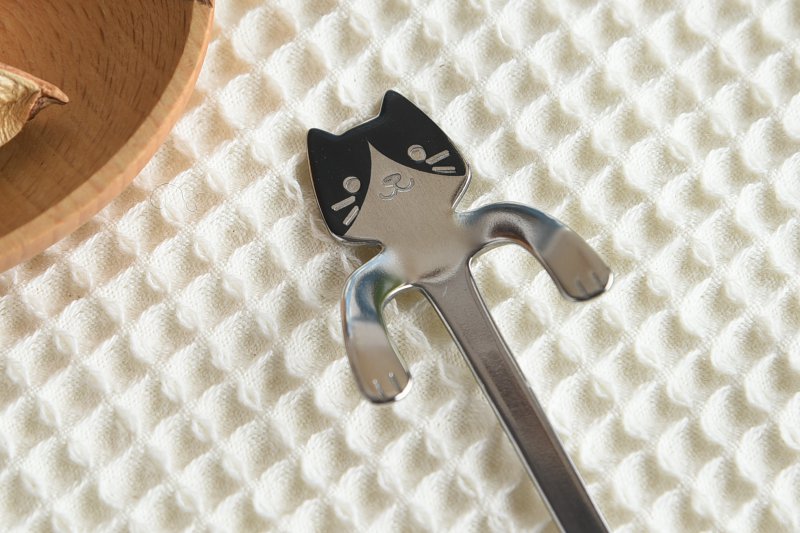 Japanese Cat Spoon – Mikene Cat｜Made in Tsubame-Sanjo Stainless Steel Cutlery