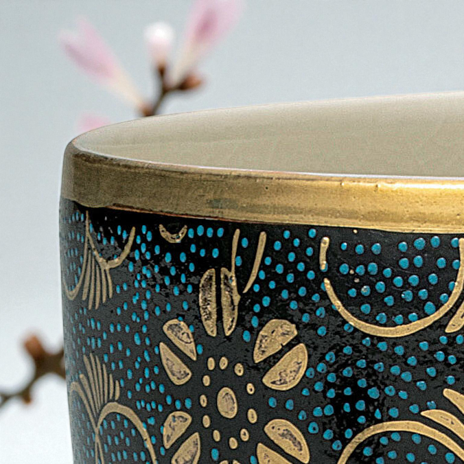 Kutani Ware Matcha Bowl “Aochibu Tessen” – Japanese Traditional Tea Ceremony Bowl 日本九谷燒抹茶碗〈青粒鐵仙〉｜茶道用傳統茶碗