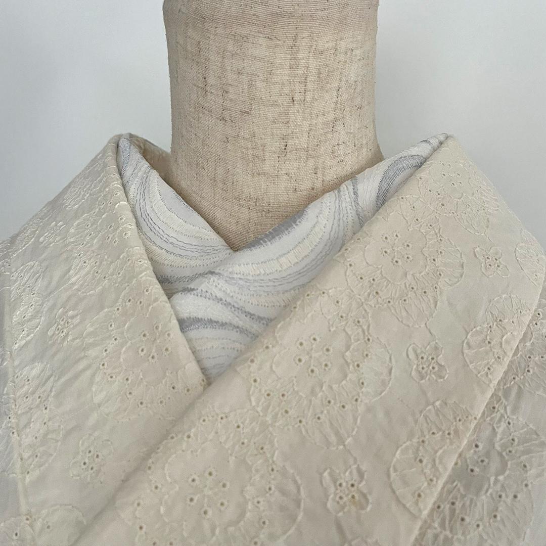 【七緒掲載商品】半衿 流線の銀刺繍 コットンレース 流水 たてわく 立湧 立涌 半襟 白 洗える